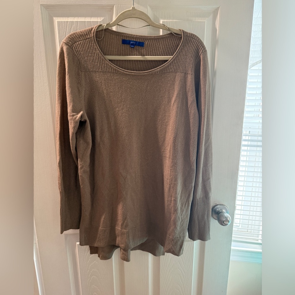 Women’s sweater